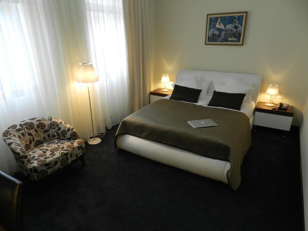 Boutique Hotel Kotoni ティラナ エクステリア 写真