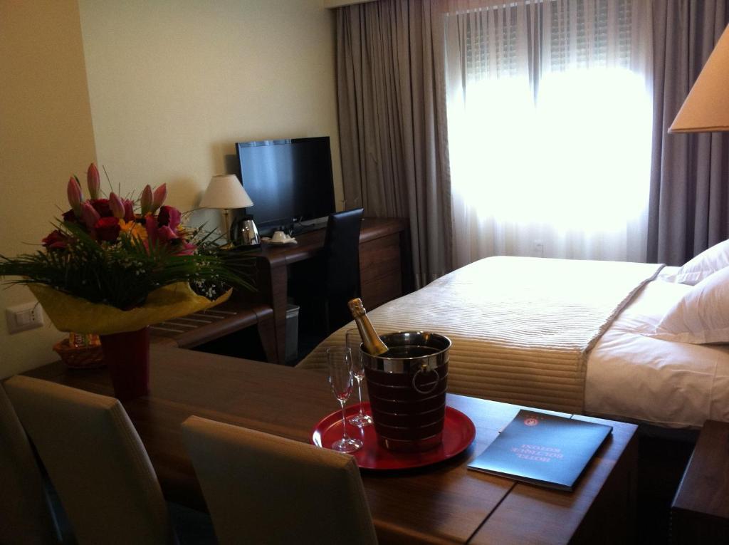 Boutique Hotel Kotoni ティラナ エクステリア 写真