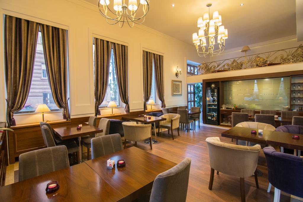 Boutique Hotel Kotoni ティラナ エクステリア 写真