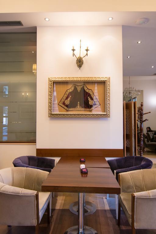Boutique Hotel Kotoni ティラナ エクステリア 写真